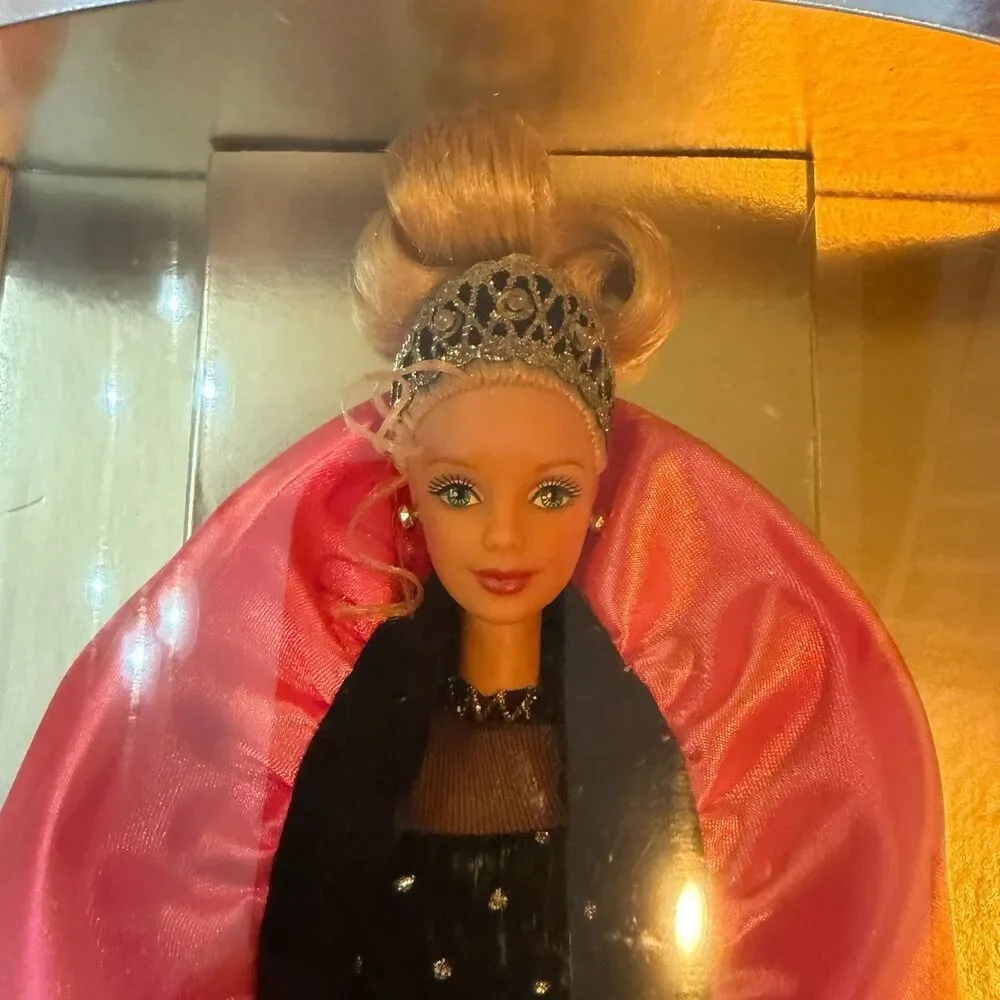 1998 Happy Holidays Barbie Special Edition NRFB Mattel Christmas Doll 20200